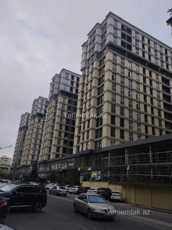 Satılır 2 otaqlı yeni tikili 82 m²