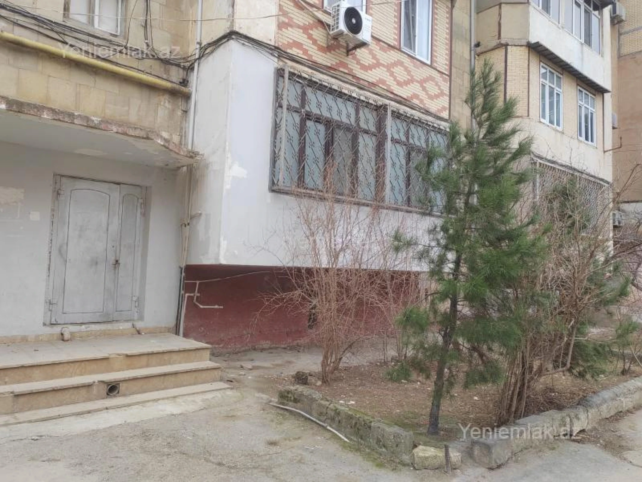 Satılır 4 otaqlı yeni tikili 90 m²