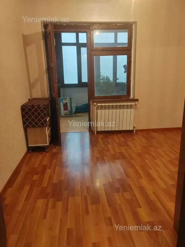 Satılır 4 otaqlı yeni tikili 90 m²