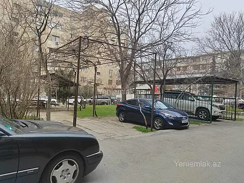 Satılır 4 otaqlı yeni tikili 90 m²