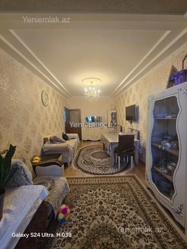 Satılır 3 otaqlı köhnə tikili 70 m²