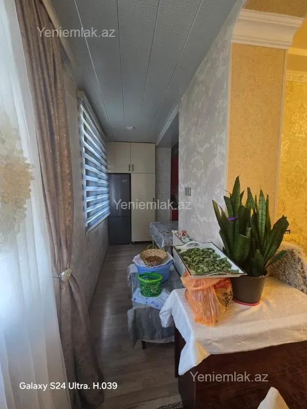 Satılır 3 otaqlı köhnə tikili 70 m²