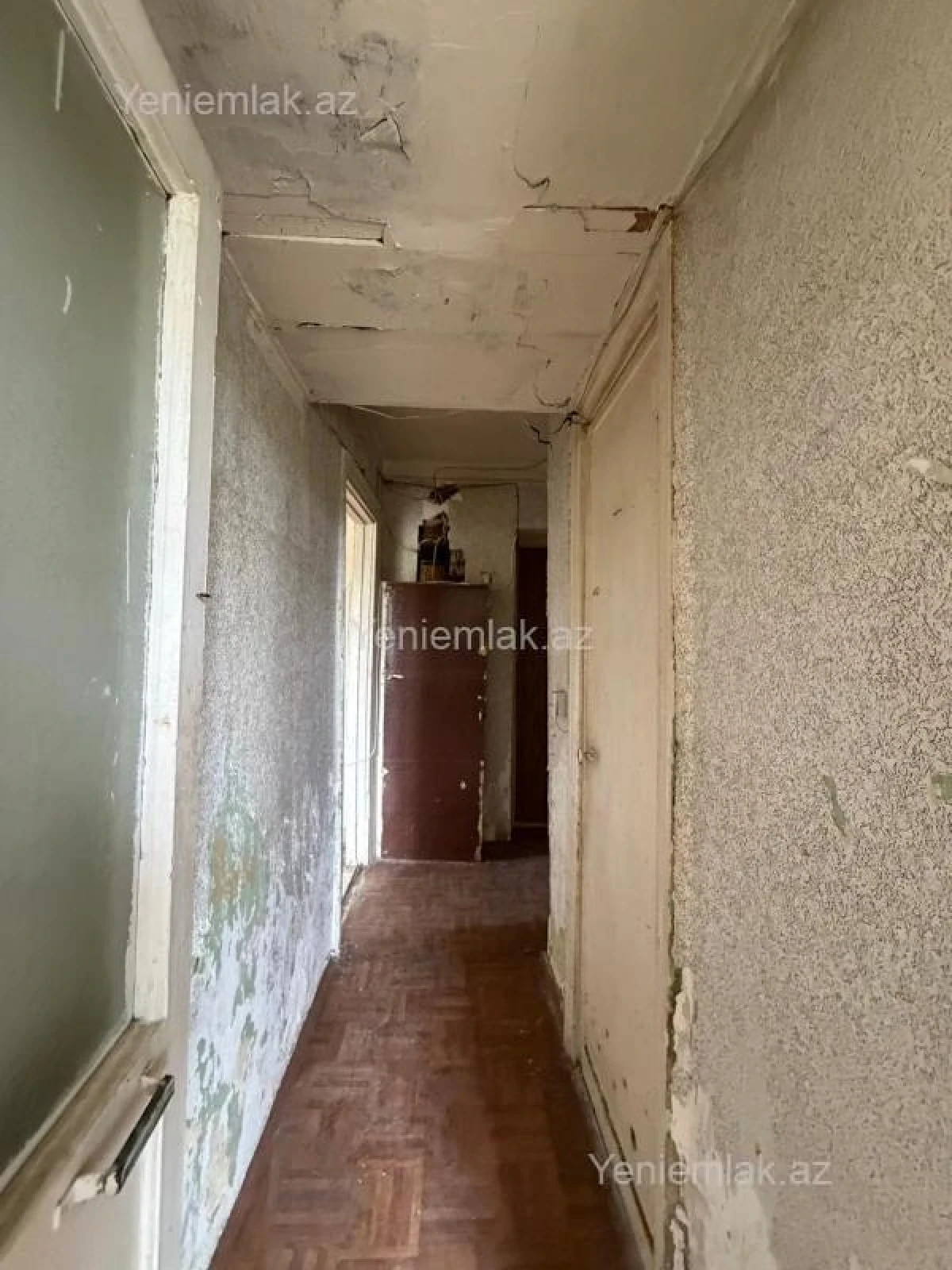 Satılır 2 otaqlı köhnə tikili 53 m²