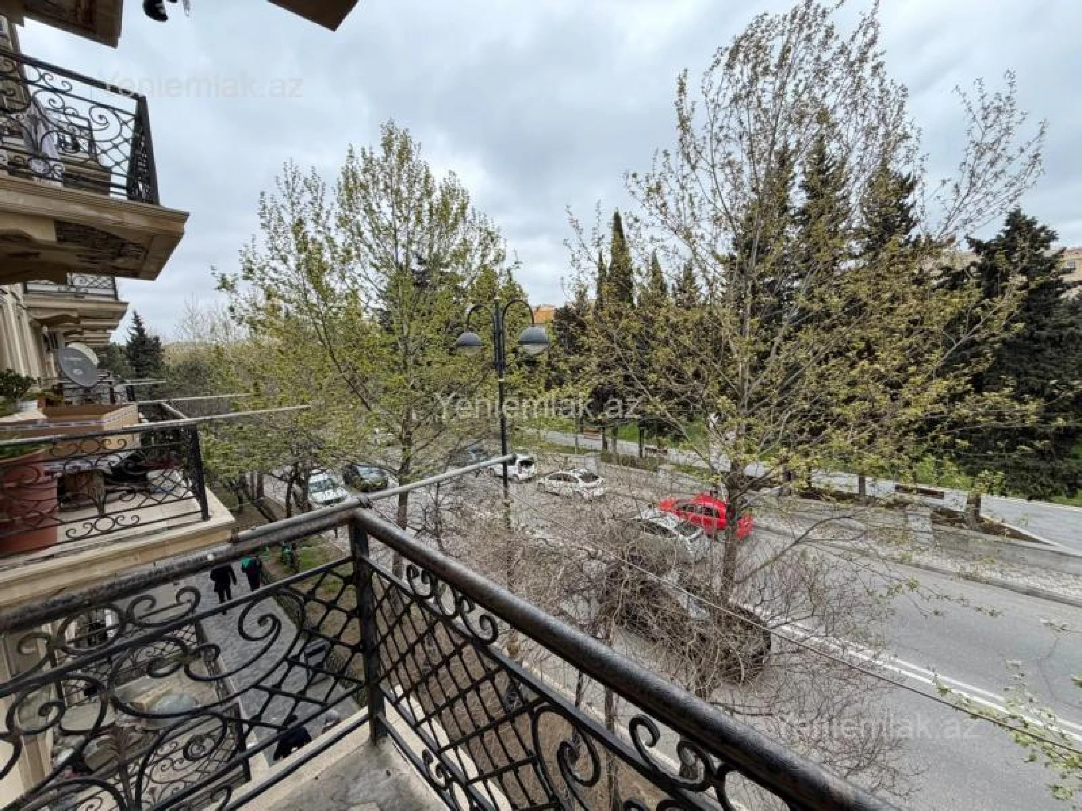Satılır 2 otaqlı köhnə tikili 53 m²