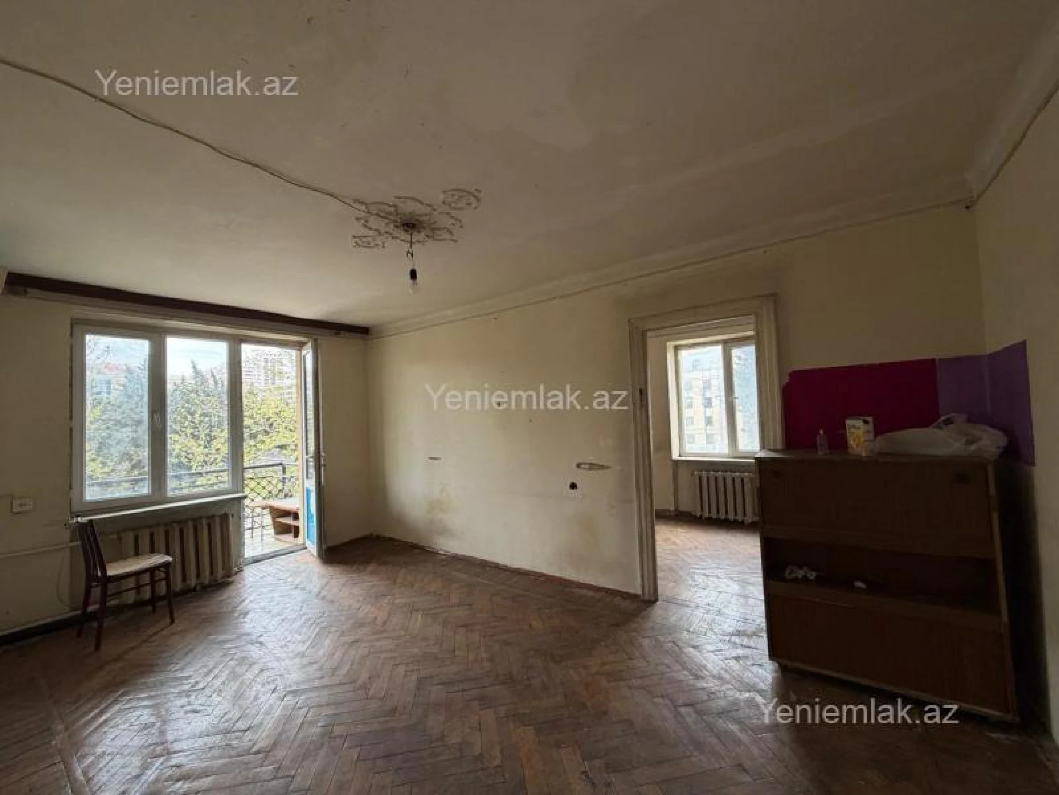 Satılır 2 otaqlı köhnə tikili 53 m²