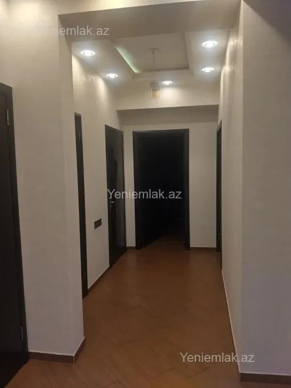 Satılır 3 otaqlı yeni tikili 124 m²