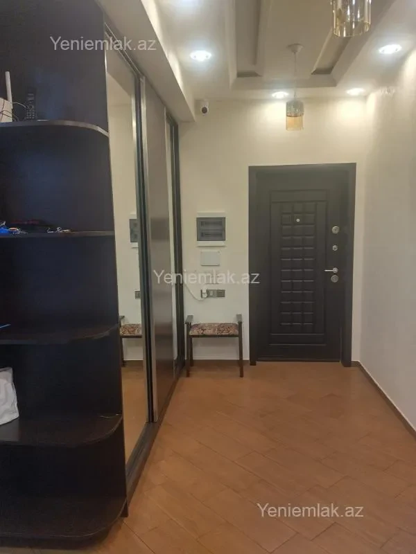 Satılır 3 otaqlı yeni tikili 124 m²