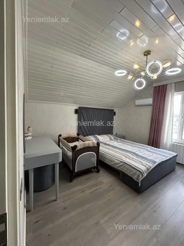 Satılır 6 otaqlı həyət evi 140 m²