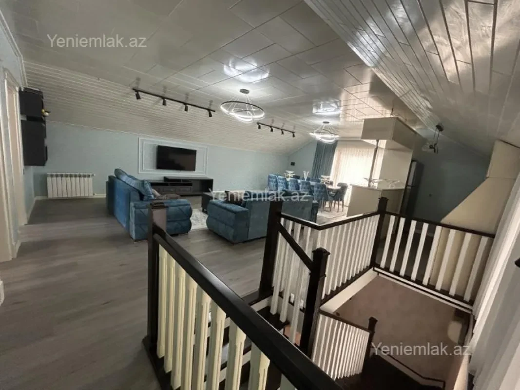 Satılır 6 otaqlı həyət evi 140 m²
