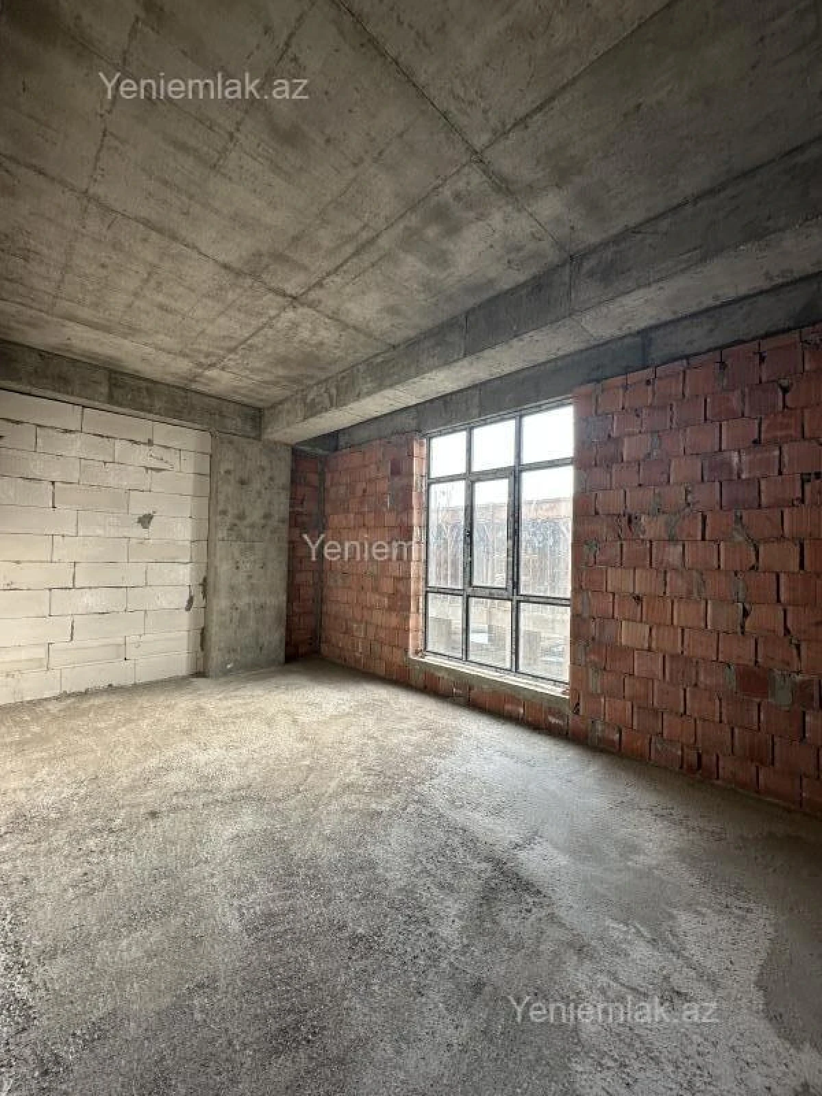 Satılır 3 otaqlı yeni tikili 86 m²