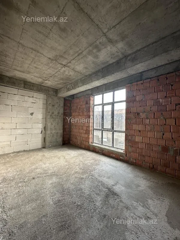 Satılır 3 otaqlı yeni tikili 86 m²