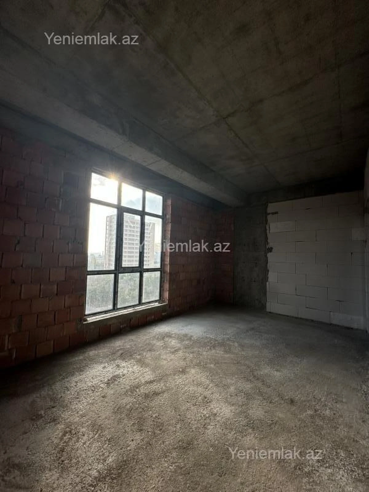 Satılır 3 otaqlı yeni tikili 86 m²