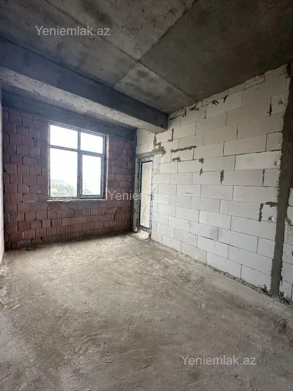 Satılır 3 otaqlı yeni tikili 86 m²