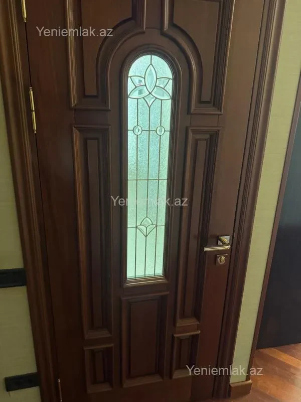 Satılır 4 otaqlı yeni tikili 168.1 m²