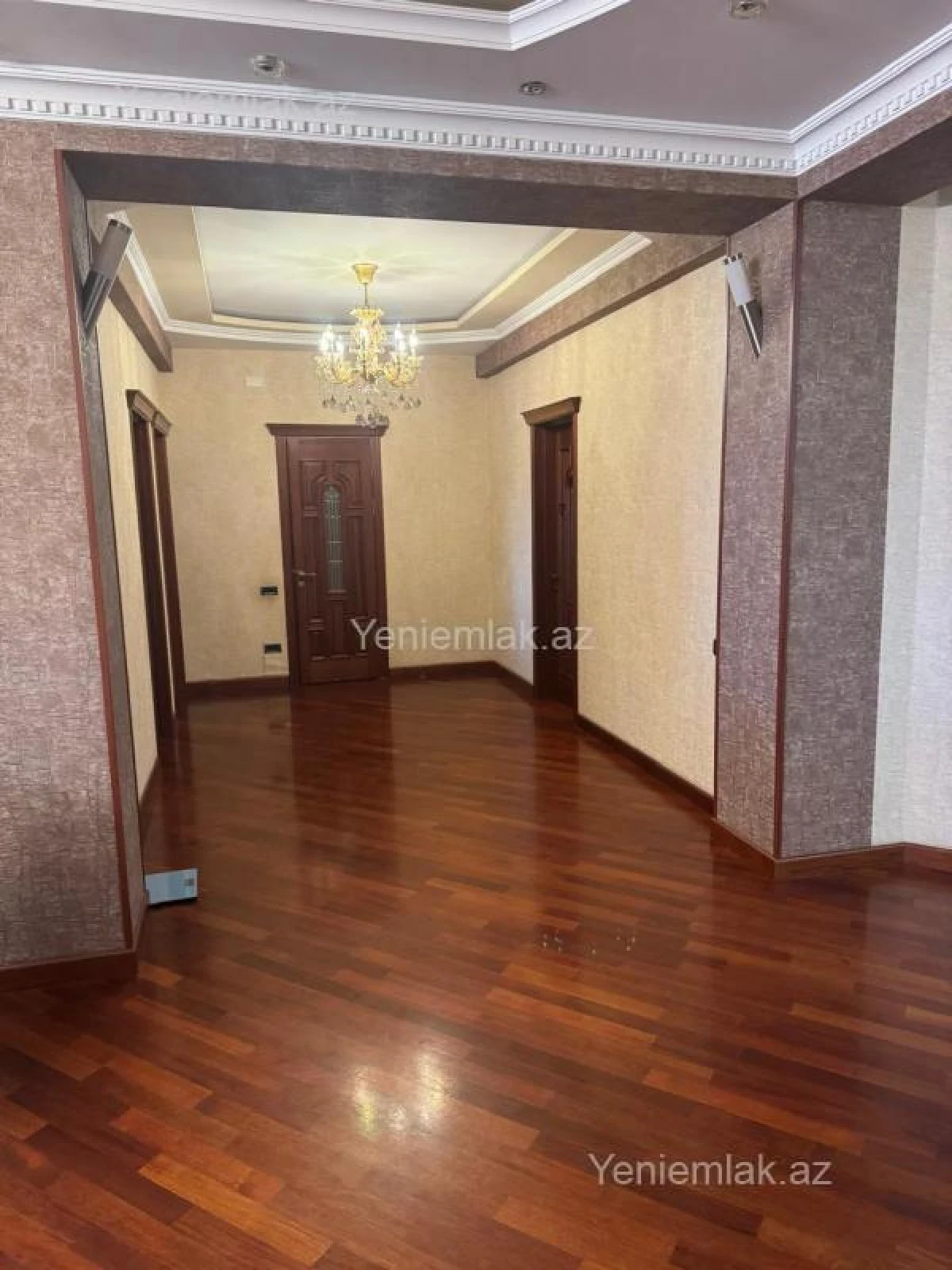 Satılır 4 otaqlı yeni tikili 168.1 m²