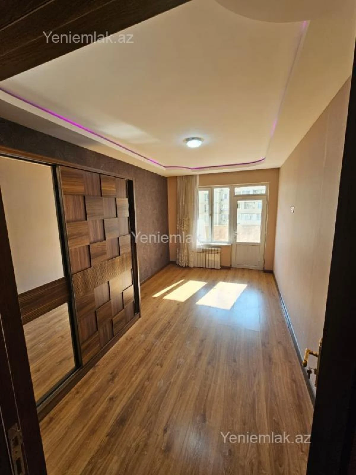 Satılır 3 otaqlı yeni tikili 105 m²