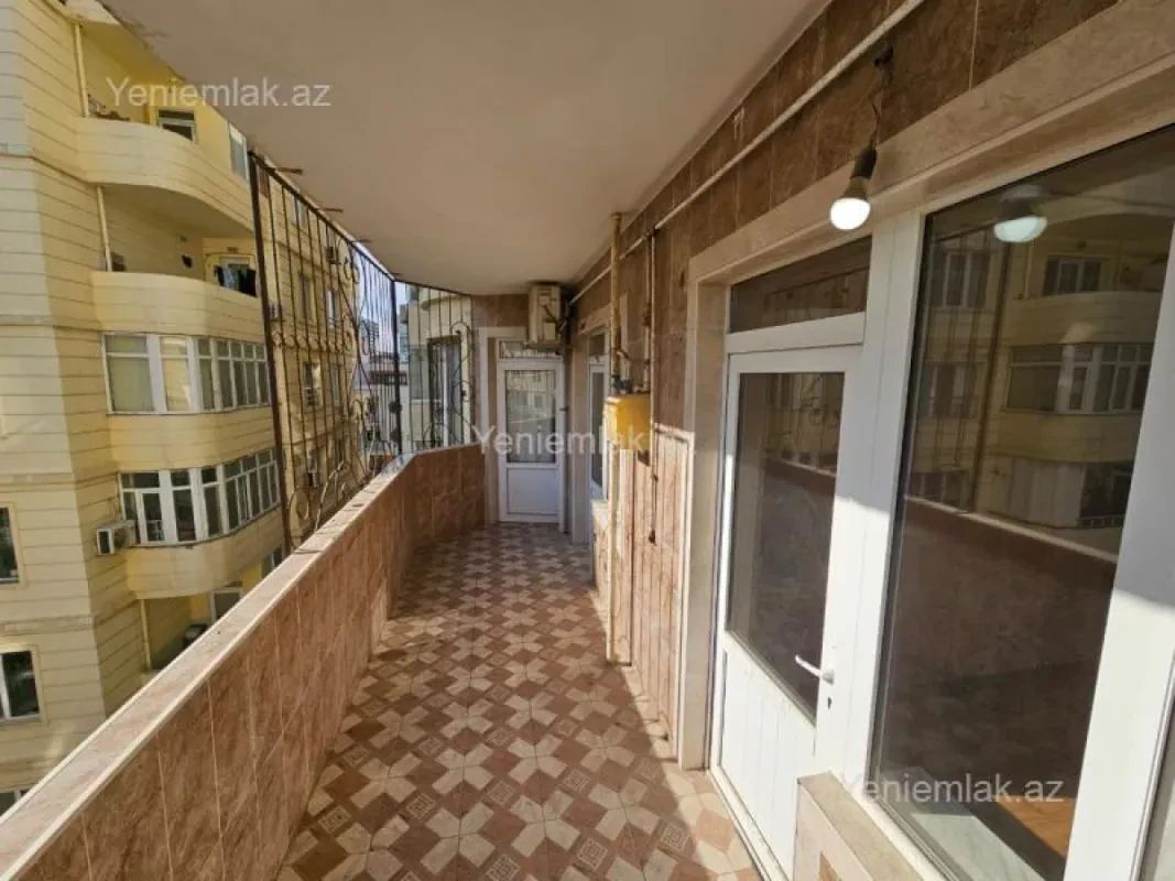 Satılır 3 otaqlı yeni tikili 105 m²