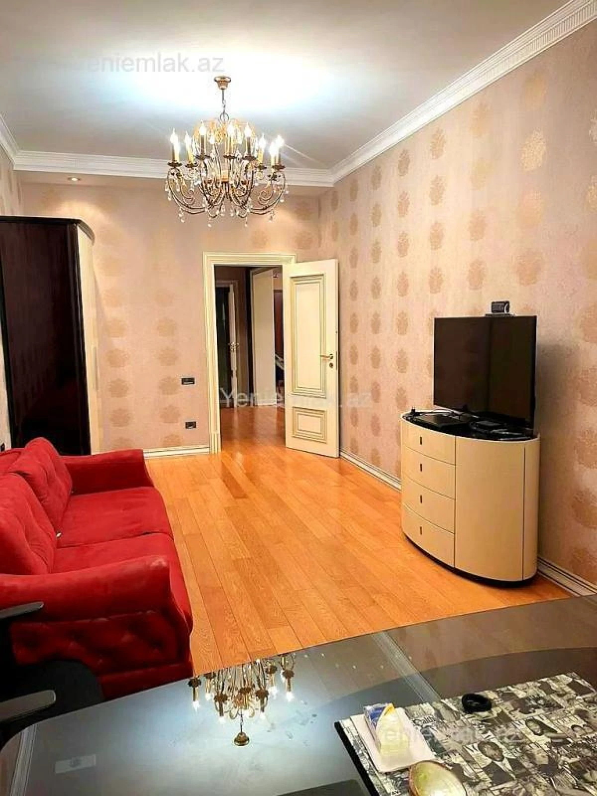 Satılır 4 otaqlı yeni tikili 235.5 m²