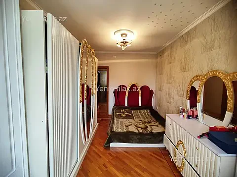 Satılır 3 otaqlı köhnə tikili 75 m²