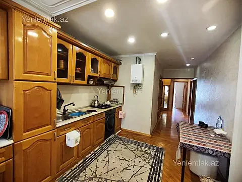 Satılır 3 otaqlı köhnə tikili 75 m²