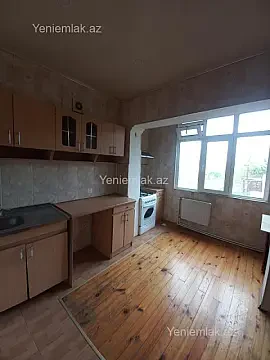 Satılır 2 otaqlı köhnə tikili 65 m²
