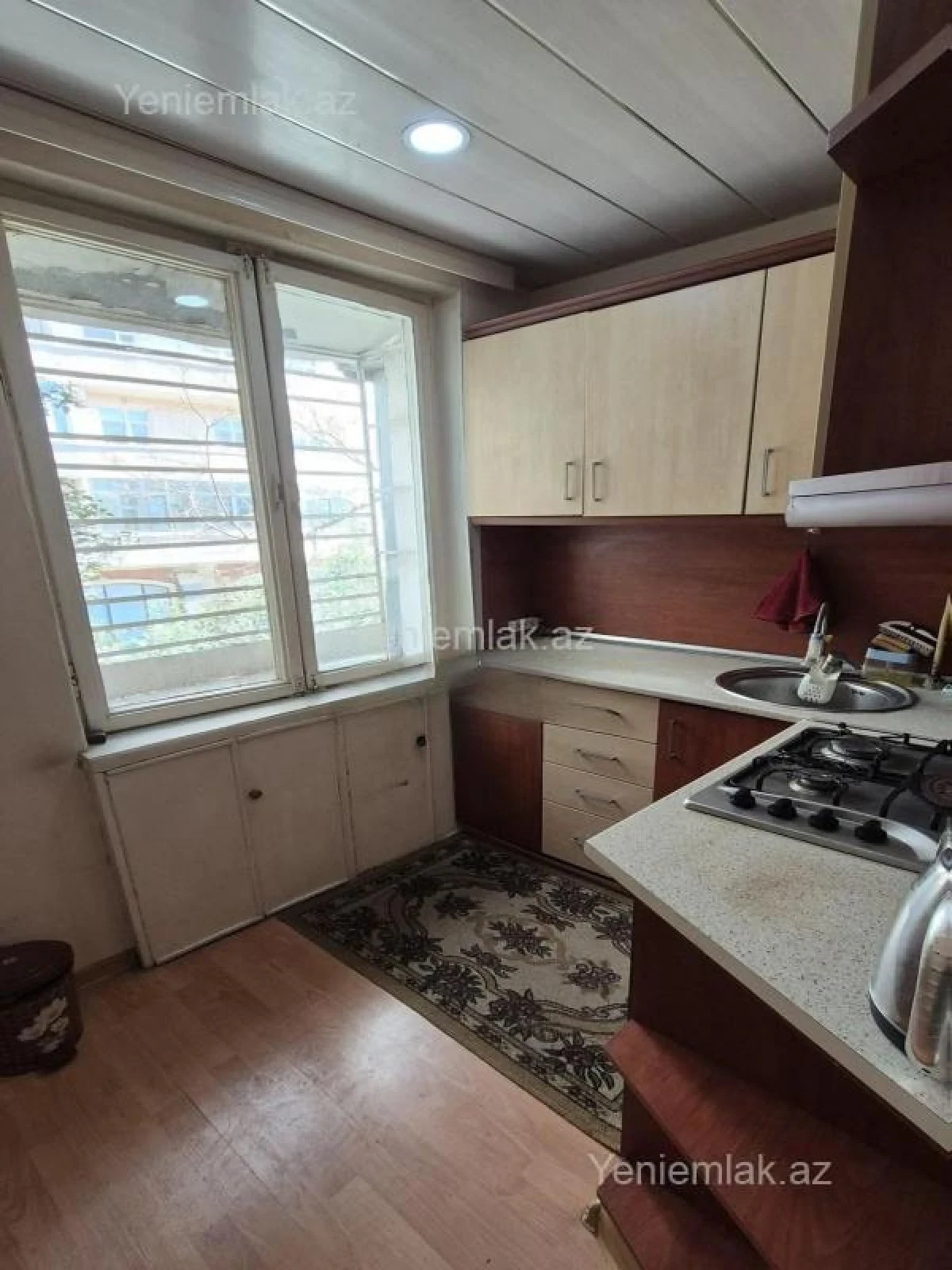 Satılır 1 otaqlı köhnə tikili 35 m²
