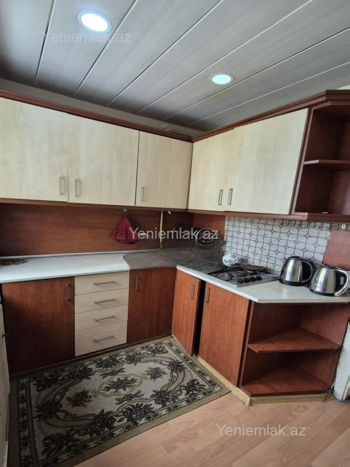 Satılır 1 otaqlı köhnə tikili 35 m²