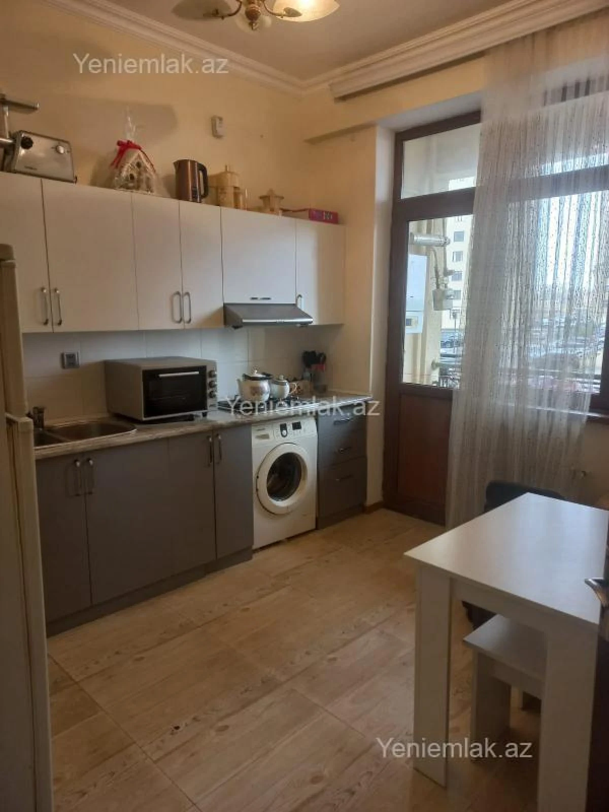 Satılır 2 otaqlı yeni tikili 68 m²