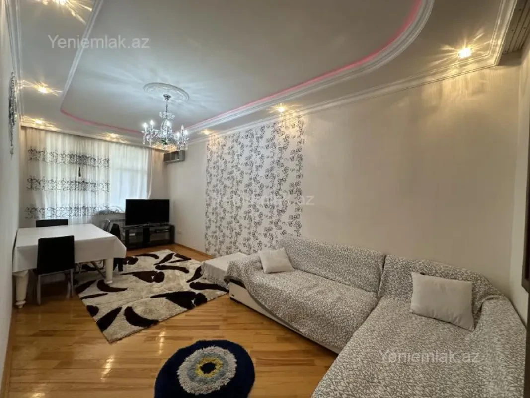 Satılır 3 otaqlı yeni tikili 100 m²