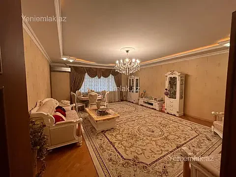 Satılır 4 otaqlı yeni tikili 205 m²