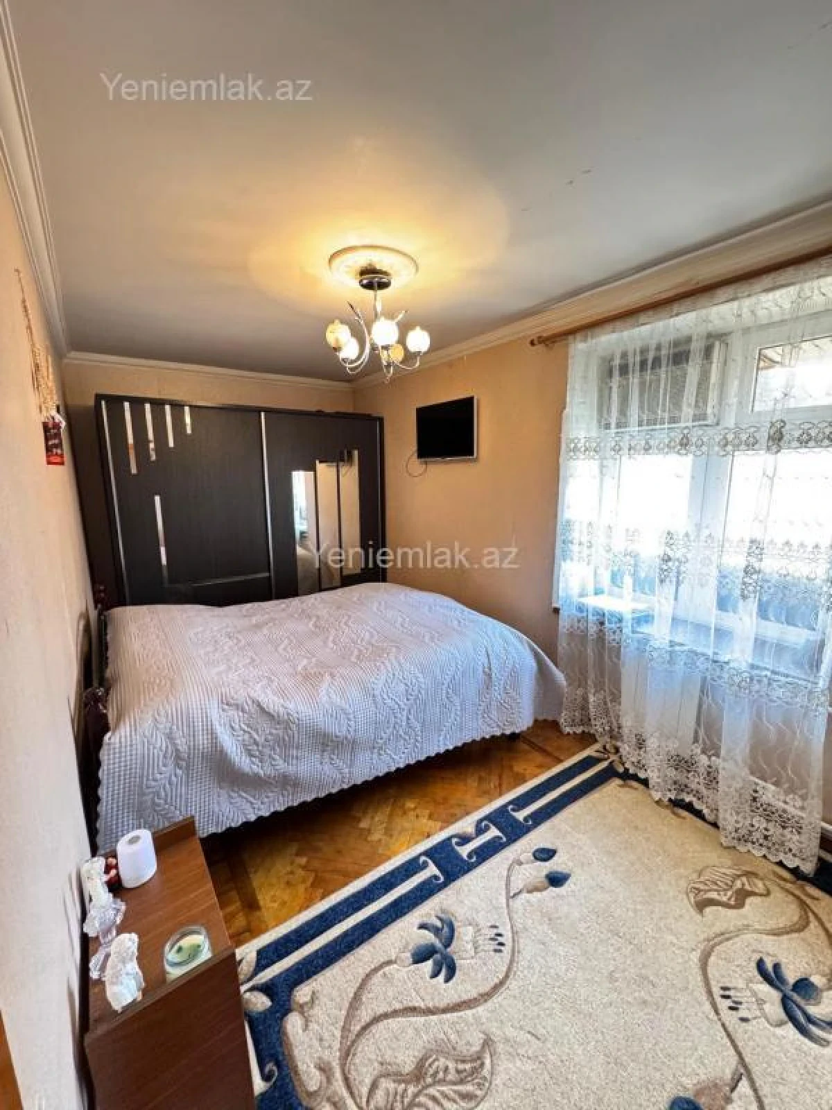 Satılır 2 otaqlı köhnə tikili 65 m²