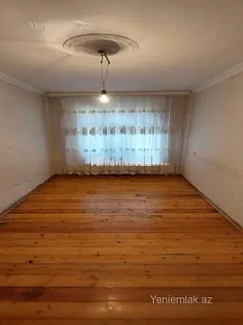 Satılır 3 otaqlı köhnə tikili 75 m²