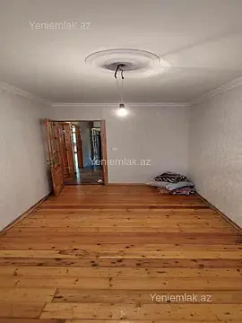 Satılır 3 otaqlı köhnə tikili 75 m²