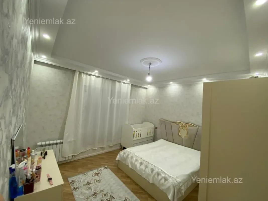 Satılır 4 otaqlı həyət evi 129 m²