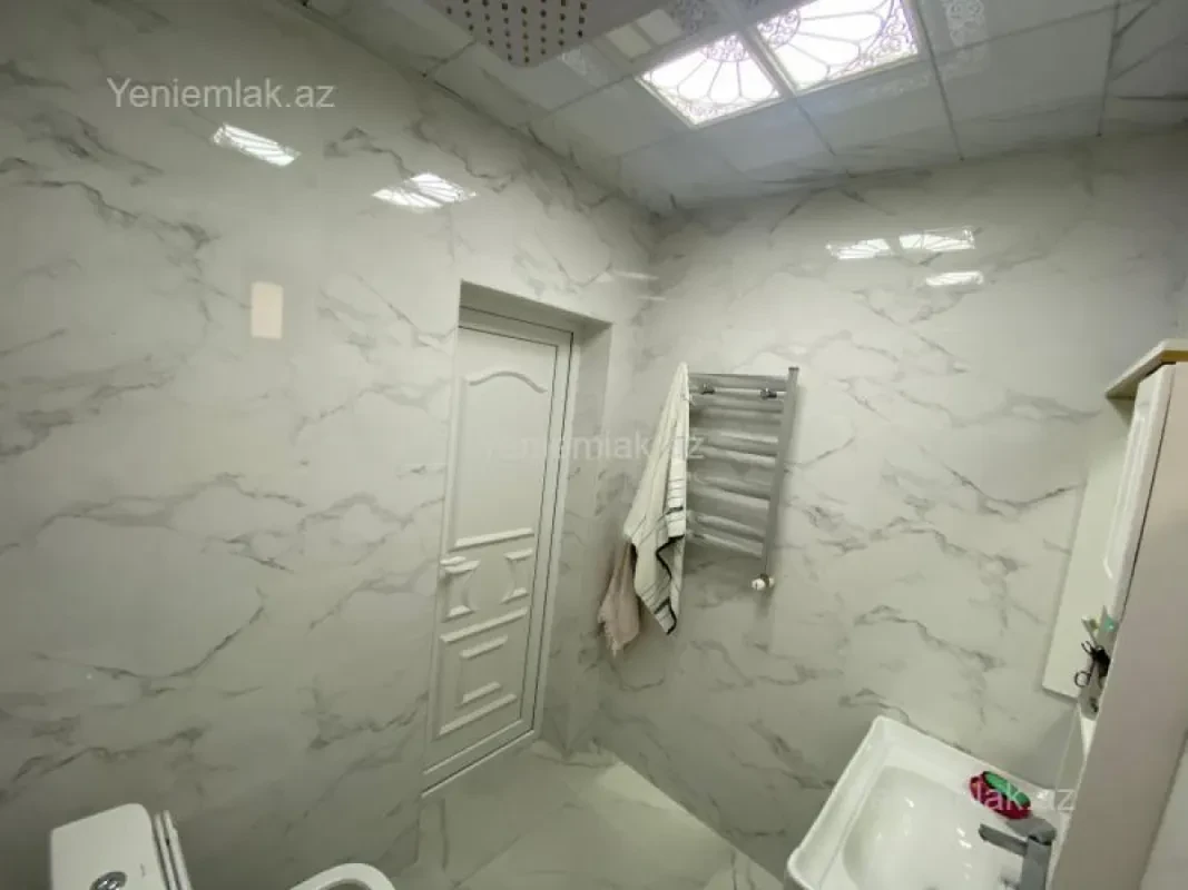 Satılır 4 otaqlı həyət evi 129 m²