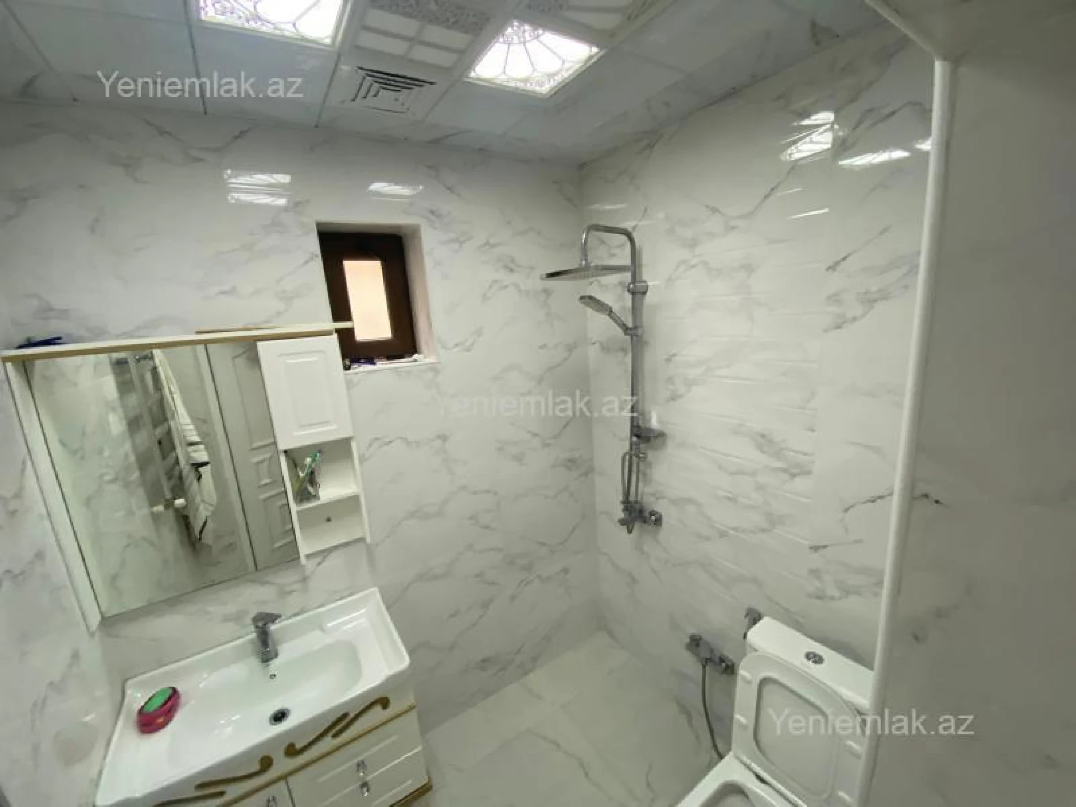 Satılır 4 otaqlı həyət evi 129 m²