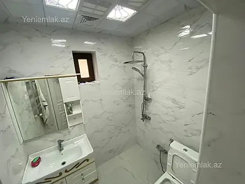 Satılır 4 otaqlı həyət evi 129 m²