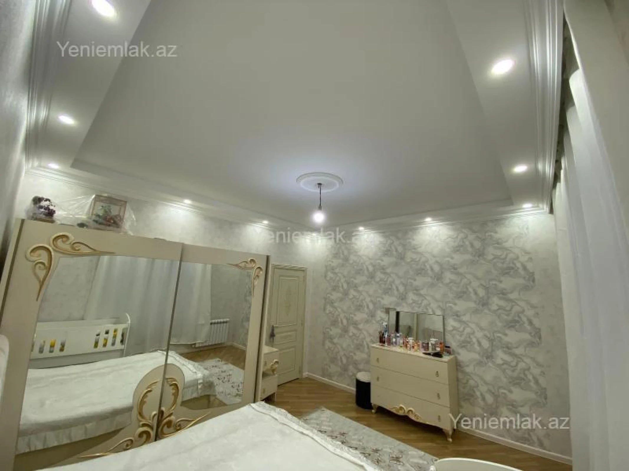 Satılır 4 otaqlı həyət evi 129 m²
