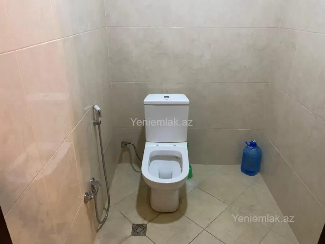 Satılır 2 otaqlı yeni tikili 105 m²