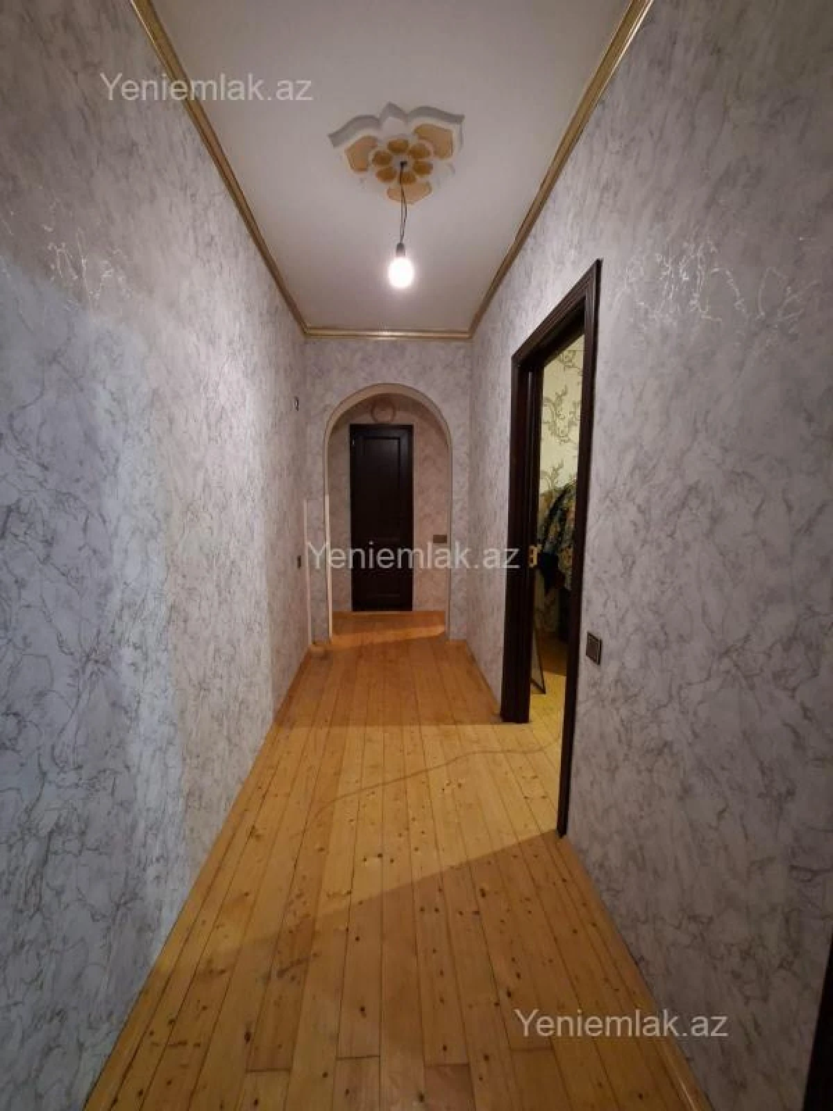 Satılır 3 otaqlı köhnə tikili 55 m²