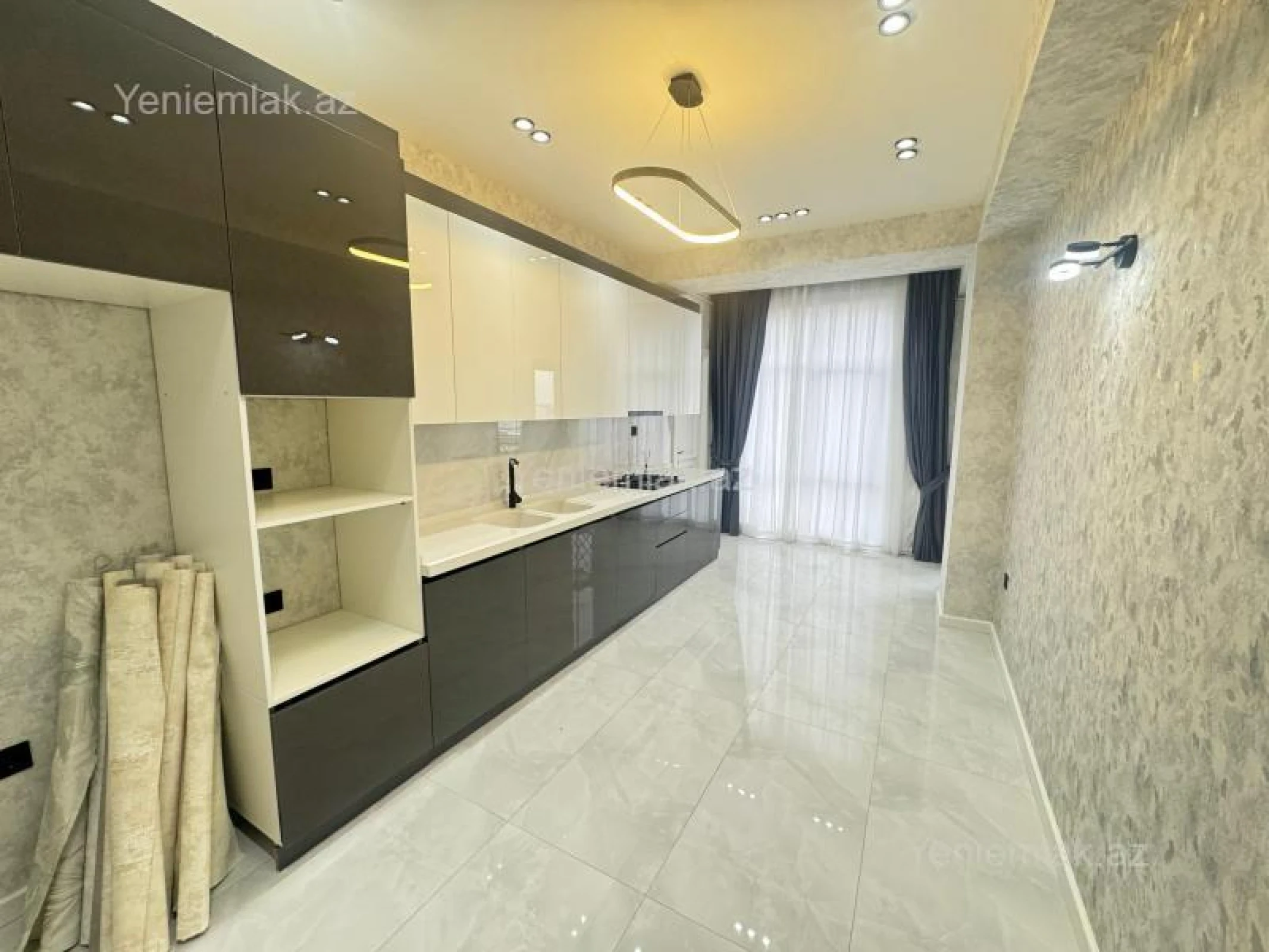 Satılır 4 otaqlı yeni tikili 127 m²