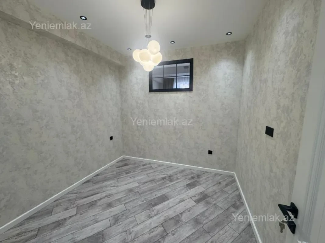 Satılır 4 otaqlı yeni tikili 127 m²