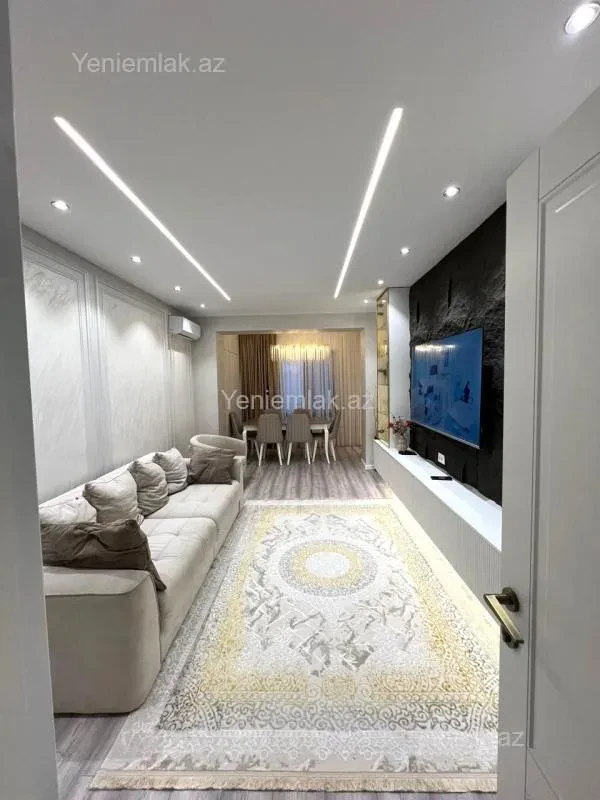 Satılır 4 otaqlı köhnə tikili 85 m²