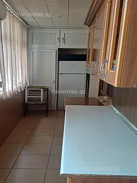 Satılır 2 otaqlı köhnə tikili 60 m²