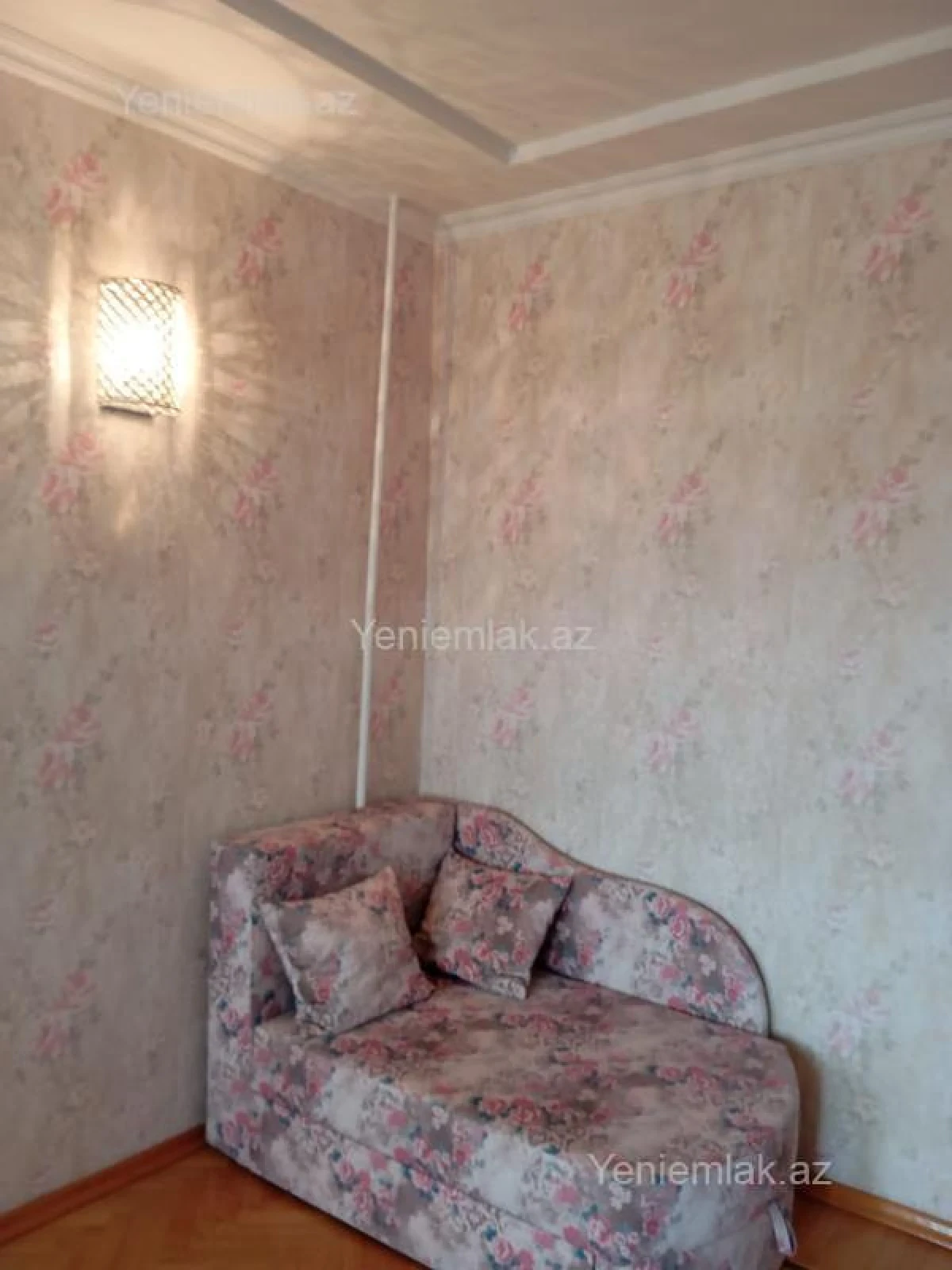 Satılır 1 otaqlı köhnə tikili 45 m²