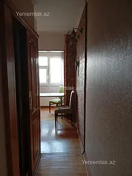 Satılır 1 otaqlı köhnə tikili 45 m²