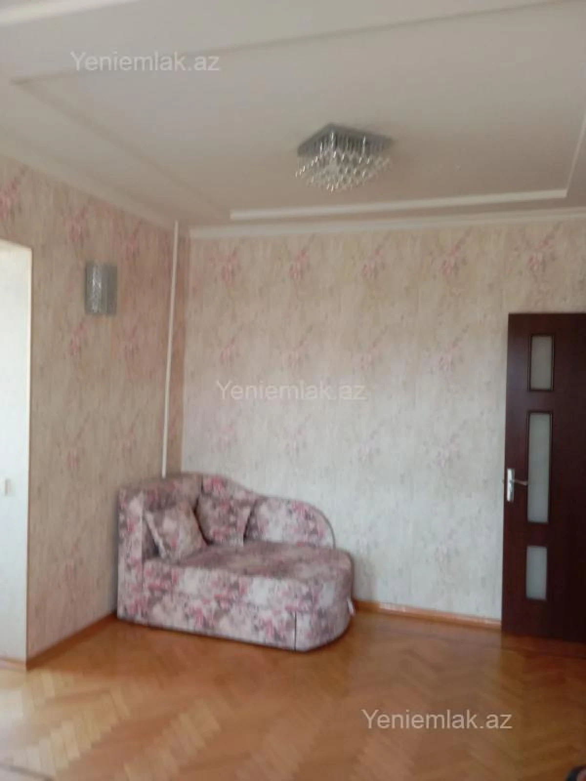 Satılır 1 otaqlı köhnə tikili 45 m²