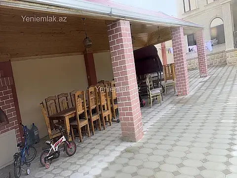 Satılır 6 otaqlı həyət evi 400 m²