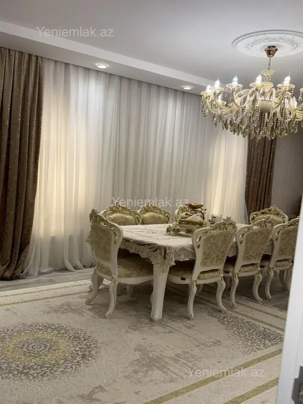 Satılır 6 otaqlı həyət evi 400 m²