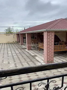 Satılır 6 otaqlı həyət evi 400 m²